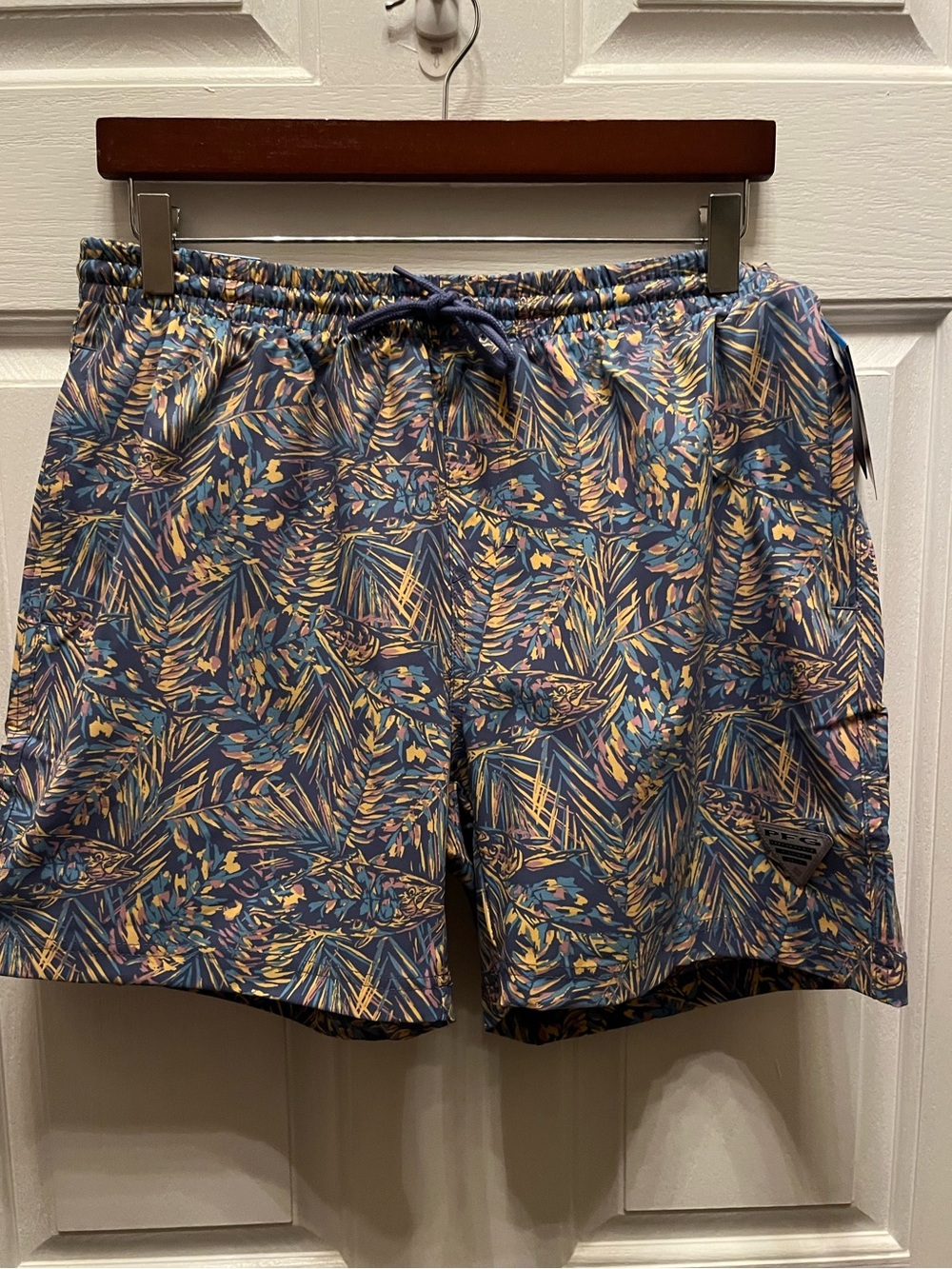 NWT Columbia PFG Men's Tropical Print Swim Trunks- Medium